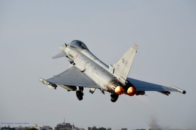 Στη Βρετανία για τα Eurofighter o Τούρκος υπουργός Άμυνας