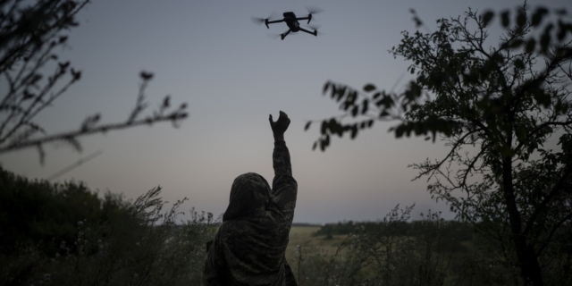 Ο στρατός των ΗΠΑ κατέστρεψε ναυτικά drones των Χούθι στην Υεμένη