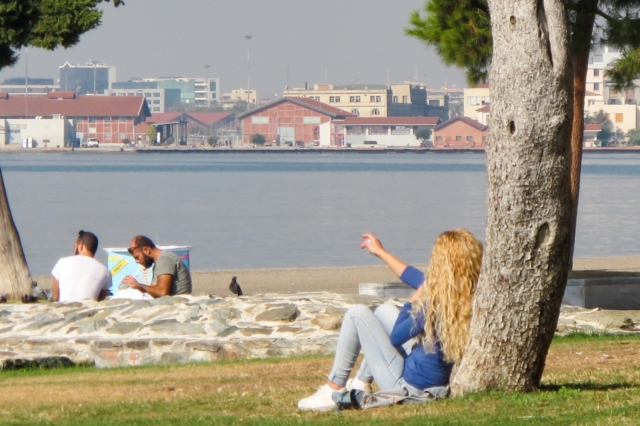 Καιρός Θεσσαλονίκη: Γενικά αίθριος με ασθενείς ανέμους