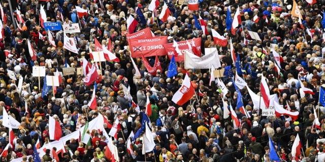 Διαδήλωση της αντιπολίτευσης στη Βαρσοβία