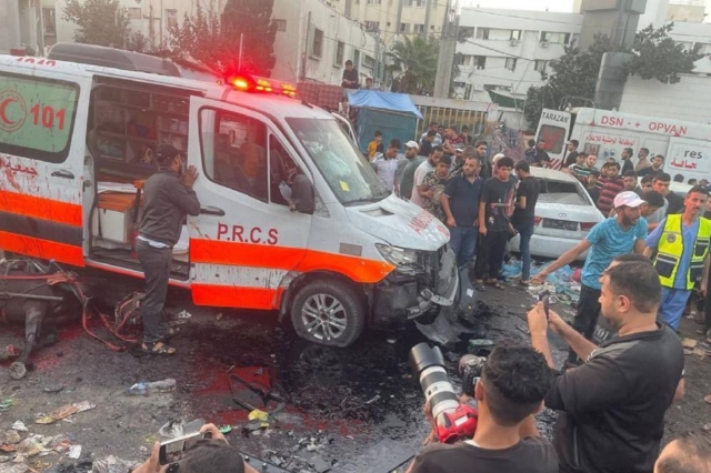 Γάζα: Το Ισραήλ επιβεβαιώνει χτύπημα σε ασθενοφόρο – Φόβοι για νεκρούς