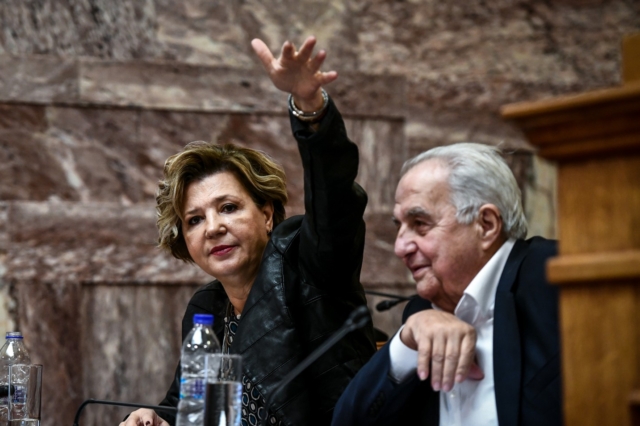 Η “σκιώδης” κυβέρνηση του ΣΥΡΙΖΑ: Με τρεις τομείς ο Φλαμπουράρης, εκτός Ραγκούσης και Γεροβασίλη