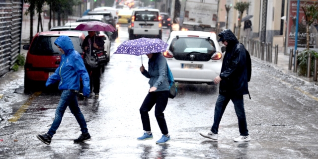 Έρχονται ισχυρές βροχές και καταιγίδες – Πού θα σημειωθούν έντονα φαινόμενα