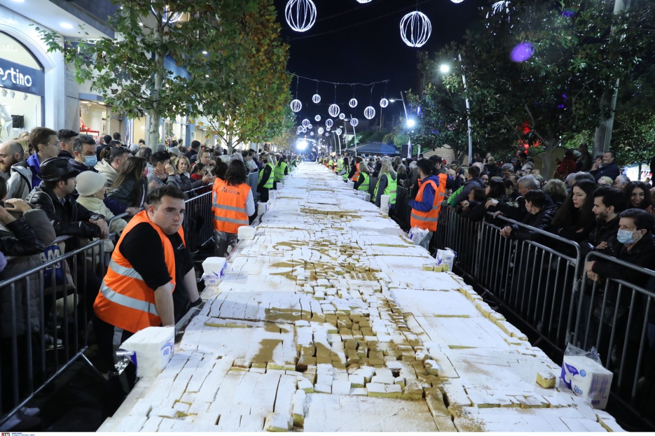 Η βασιλόπιτα στο Περιστέρι