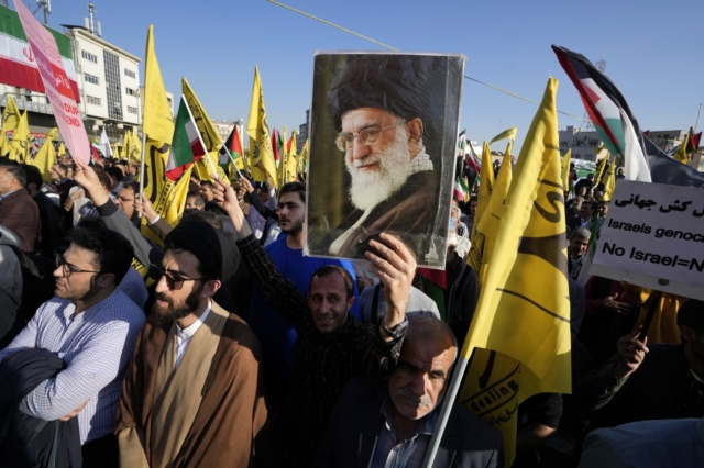 Τεχεράνη: Απειλεί να κλείσει τη Μεσόγειο για την Γάζα, αλλά δεν λέει πώς