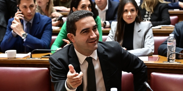 Κατρίνης: Το ΠΑΣΟΚ δεν βάζει πλάτη στον Μητσοτάκη