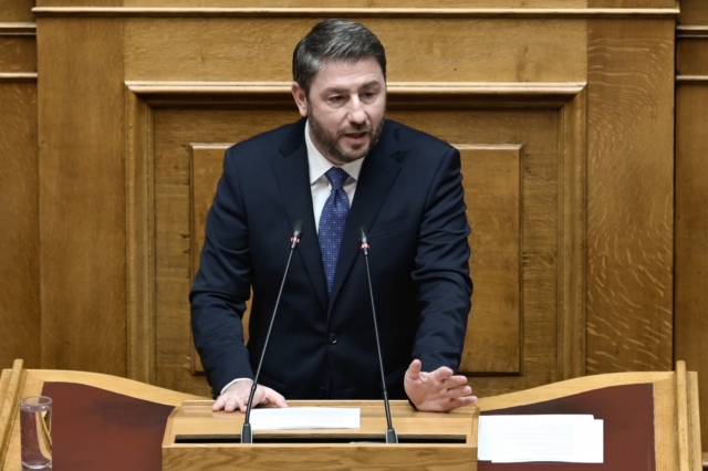 Ανδρουλάκης: Το ΠΑΣΟΚ θα καταψηφίσει αν δεν αποσυρθεί η τροπολογία Κεραμέως