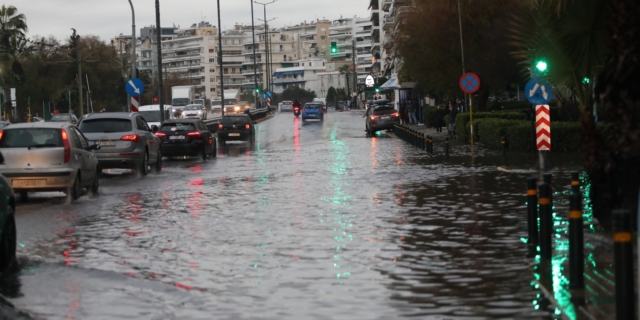 Κίνηση στους δρόμους (φωτογραφία αρχείου)