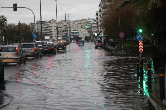 Κίνηση στους δρόμους (φωτογραφία αρχείου)