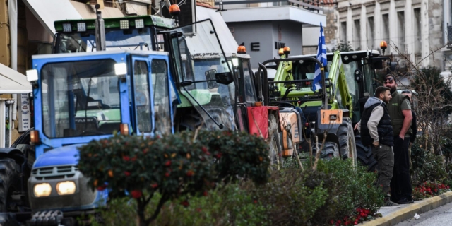 Κινητοποίηση αγροτών και κτηνοτρόφων της Ηλείας στην κεντρική πλατεία Πύργου