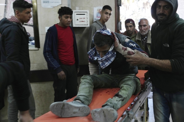 Τραυματίες σε νοσοκομείο της Γάζας