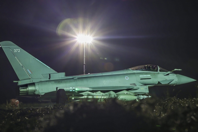 Αμερικανικό αεροσκάφος μετά από επίθεση σε στόχους των Χούθι