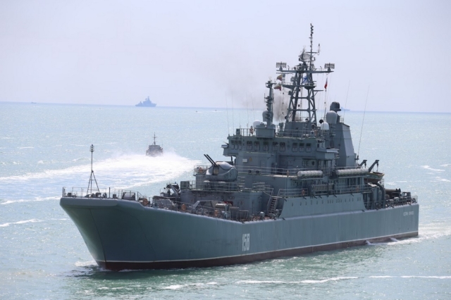 Οι Ουκρανοί κατέστρεψαν ρωσικό πλοίο