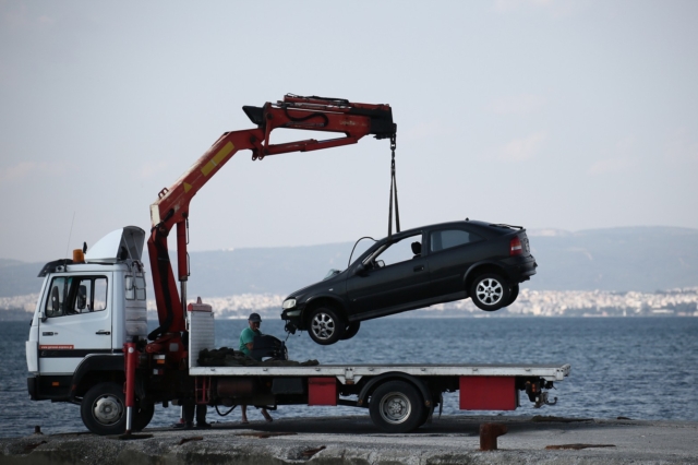 Θεσσαλονίκη: Πτώση αυτοκινήτου στη θάλασσα – Νεκρός 84χρονος