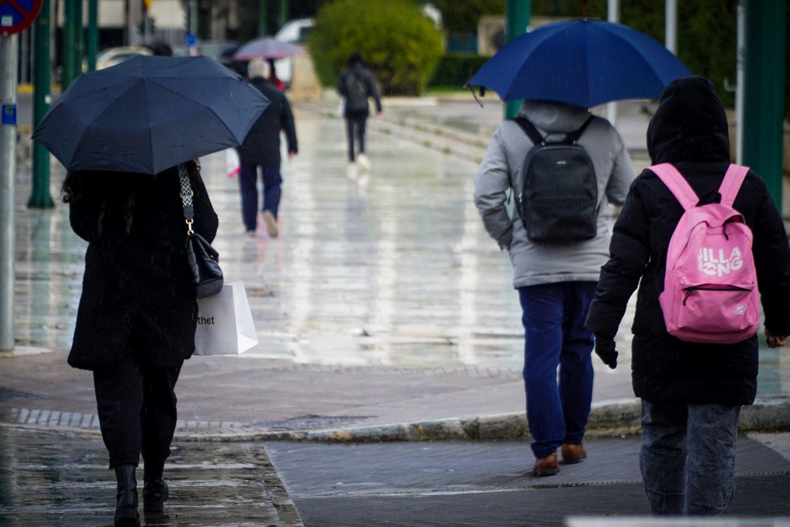 Καιρός: Πτώση θερμοκρασίας, καταιγίδες και αφρικανική σκόνη