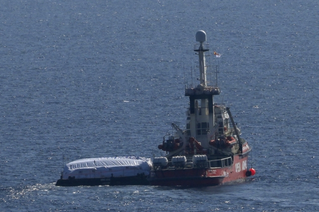Το πλοίο της Ισπανικής ΜΚΟ που μεταφέρει 200 τόνους ανθρωπιστικής βοήθειας στη Λωρίδα της Γάζας