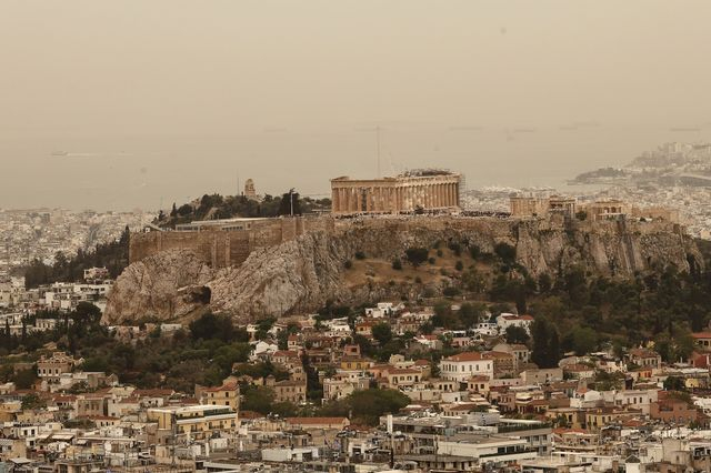 Αφρικανική σκόνη πάνω από την Αθήνα