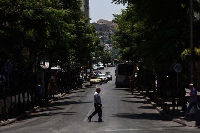 Καλοκαιρινός καιρός στην Αθήνα