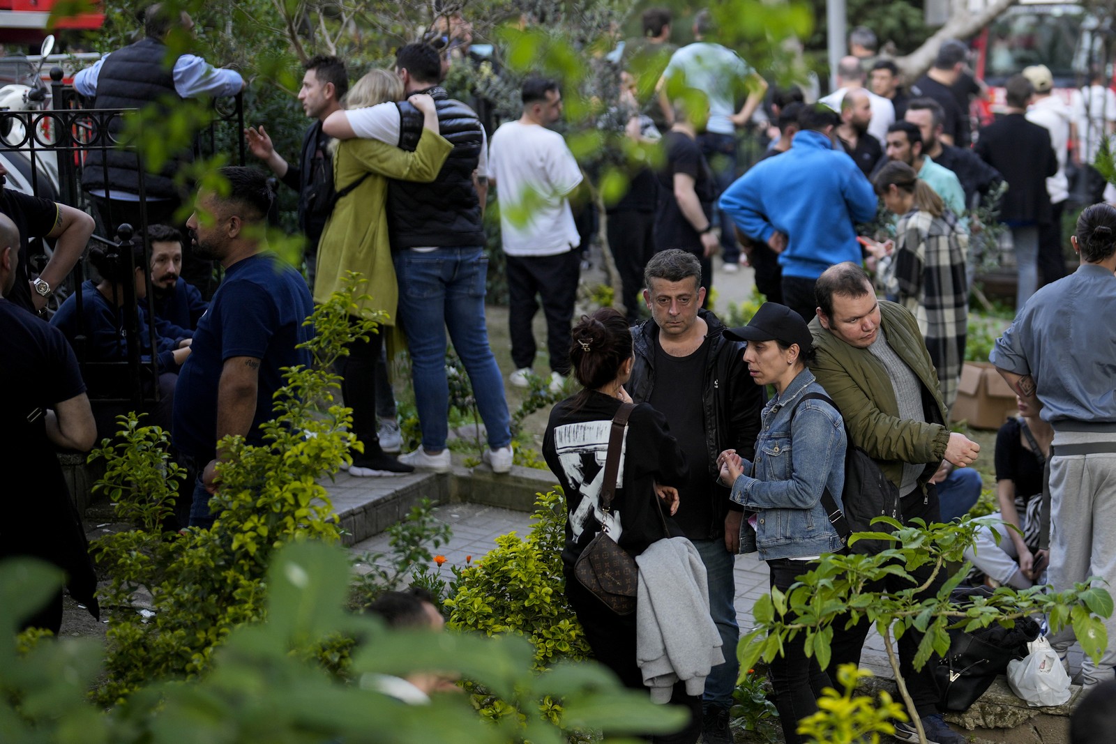 Φωτιά σε πολυκατοικία στην Κωνσταντινούπολη