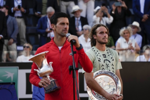Νόβακ Τζόκοβιτς: “Ο Στέφανος Τσιτσιπάς βρίσκεται στα μεγάλα φαβορί για το Roland Garros”