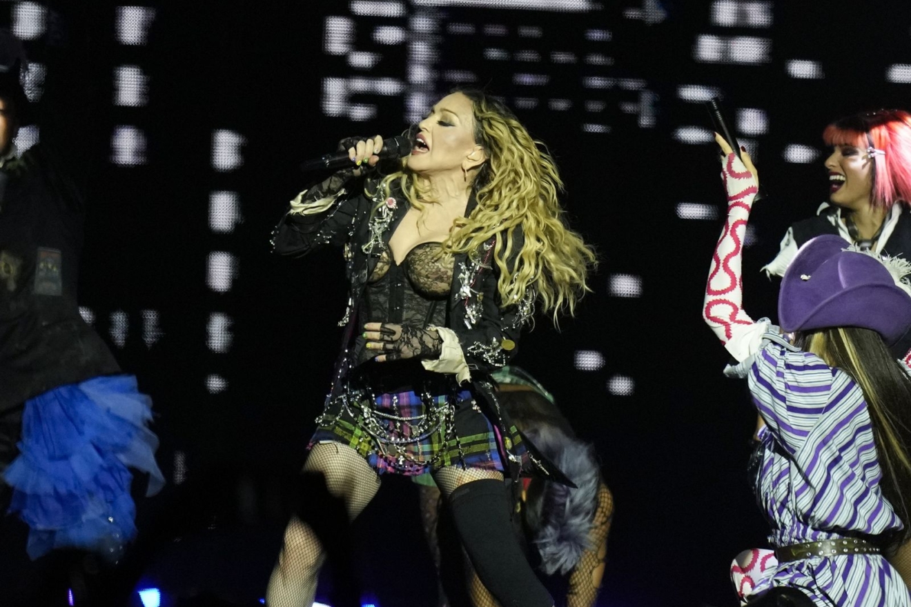 Στιγμιότυπο από συναυλία της Μαντόνα στο Ρίο ντε Τζανέιρο