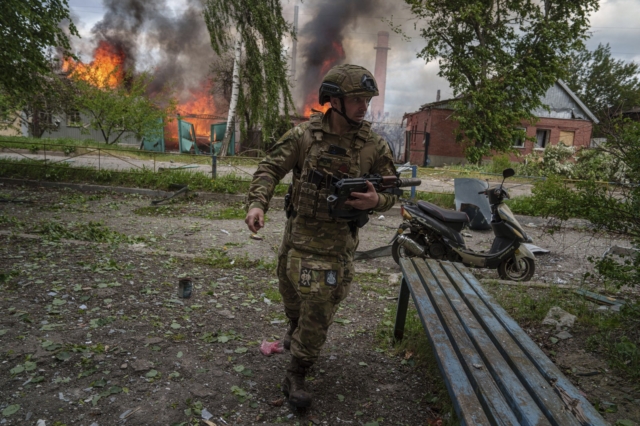 Ουκρανία: Σφοδρές μάχες στα ανατολικά – Επτά νεκροί στο Χάρκοβο