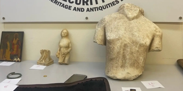 Εξαρθρώθηκε κύκλωμα αρχαιοκάπηλων – Σπάνια αντικείμενα βρέθηκαν στην κατοχή τους
