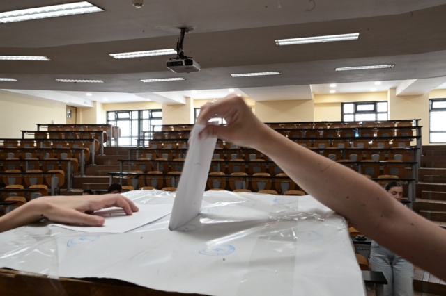 Φοιτητικές εκλογές: Διαμάχη ΔΑΠ και Πανσπουδαστικής για την πρωτιά – Τα διαφορετικά αποτελέσματα