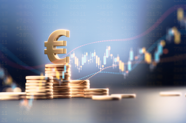 “Σήμα” για επιτάχυνση του πληθωρισμού στην Ευρωζώνη