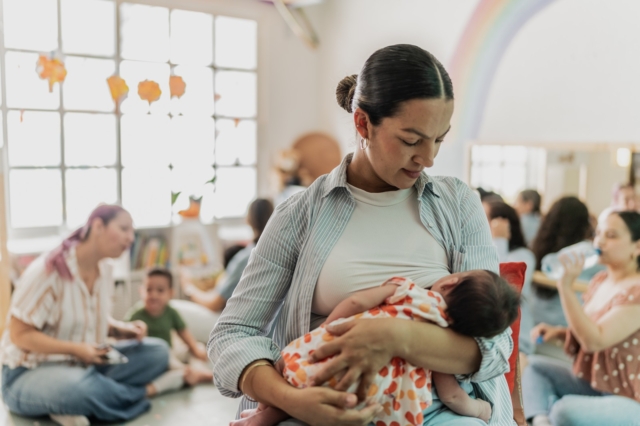 Μητρικός θηλασμός: Γιατί είναι ωφέλιμος για την υγεία και την οικονομία