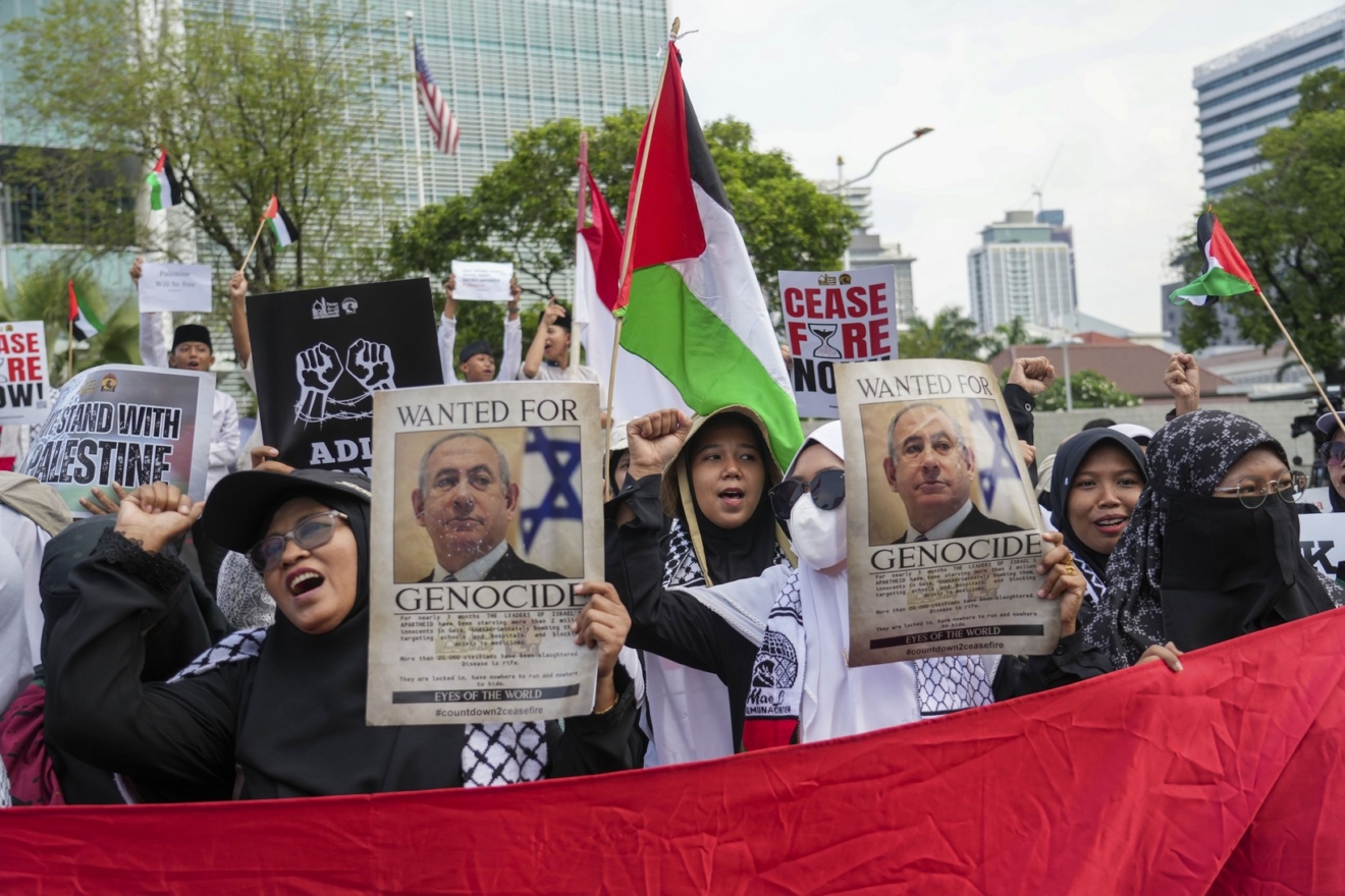 Το Διεθνές Ποινικό Δικαστήριο ζητά εντάλματα σύλληψης για τον ηγέτη της Χαμάς Γιαχία Σινουάρ και τον Ισραηλινό πρωθυπουργό Μπενιαμίν Νετανιάχου