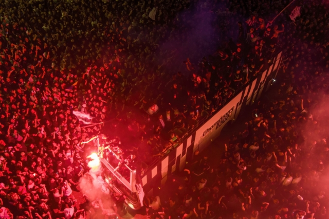 ΠΑΟΚ: Οι 24 ώρες που συγκλόνισαν τη Θεσσαλονίκη – Το βίντεο του SPORT24