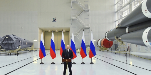 Ο Ρώσος πρόεδρος Πούτιν σε διαστημικό πρόγραμμα της Ρωσίας