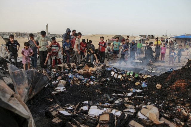Ράφα: Εικόνες φρίκης μετά τους ισραηλινούς βομβαρδισμούς – “Η Γάζα είναι η κόλαση επί της γης”
