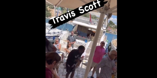 Travis Scott: Τα “έσπασε” σε ελληνικό γλέντι στο Μεγανήσι, χορεύοντας Καρρά