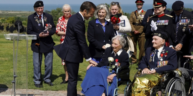 D-Day: Πέθανε 102χρονος βετεράνος όσο ταξίδευε για την 80η εκδήλωση