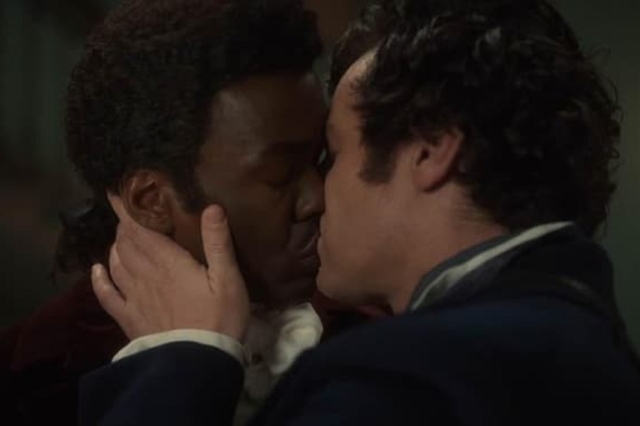 Ο Doctor Who γράφει ιστορία με το πρώτο φιλί μεταξύ ατόμων του ίδιου φύλου