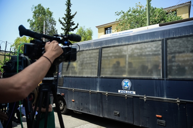 Φυλάκιση 12 μηνών στον δημοσιογράφο της ΕΡΤ για την κακοποίηση της συντρόφου του