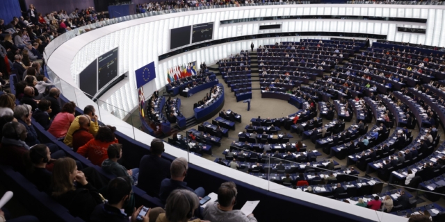 Ευρωεκλογές: Ψηφίσαμε 50άρηδες, δημοσιογράφους, με χαμηλότερο μορφωτικό επίπεδο