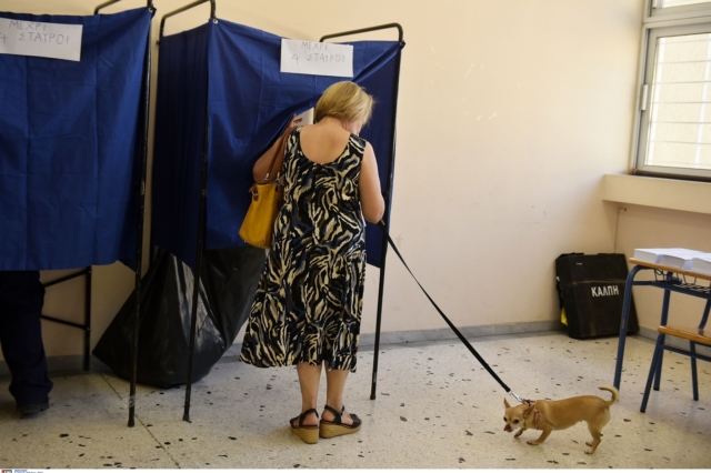 Στιγμιότυπο από την εκλογική διαδικασία για τις ευρωεκλογές,, Κυριακή 9 Ιουνίου 2024.