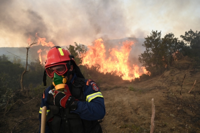Πολύ υψηλός ο κίνδυνος πυρκαγιάς σε έξι περιφέρειες