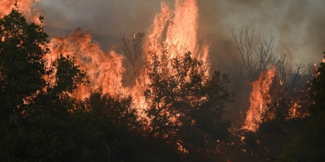 Φωτιές: Πού θα είναι υψηλός ο κίνδυνος πυρκαγιάς τη Δευτέρα