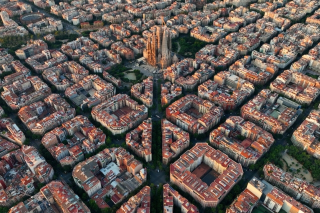 Βαρκελώνη: Καταργούνται όλα τα τουριστικά διαμερίσματα, μέχρι το 2028