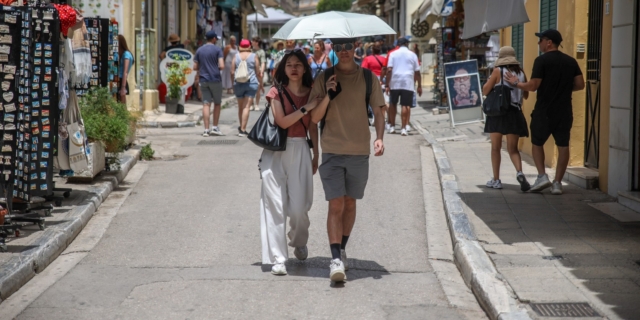 Καιρός: Ανάσες δροσιάς μετά τον καύσωνα – Πού θα βρέξει