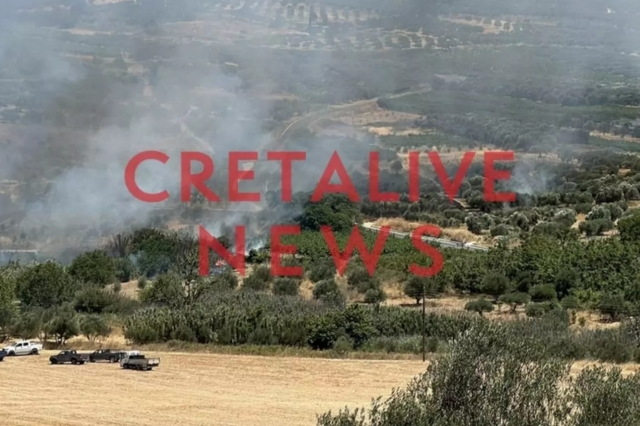 Κρήτη: Μεγάλη φωτιά, στο Κολομόδι – Σηκώθηκε ελικόπτερο