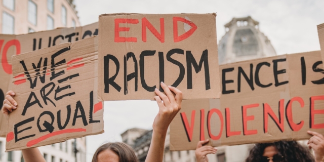 Γαλλία: Αύξηση σε όλες τις μορφές ρατσισμού το 2023