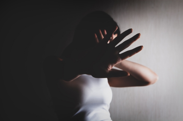 Θύμα ενδοοικογενειακής βίας (φωτογραφία αρχείου)