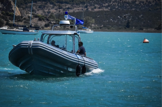 Στο Gov.gr Wallet η άδεια χειριστή ταχύπλοου σκάφους
