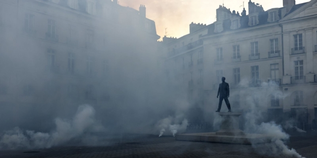 Διαδηλώσεις στη Γαλλία μετά το αποτέλεσμα των εκλογών