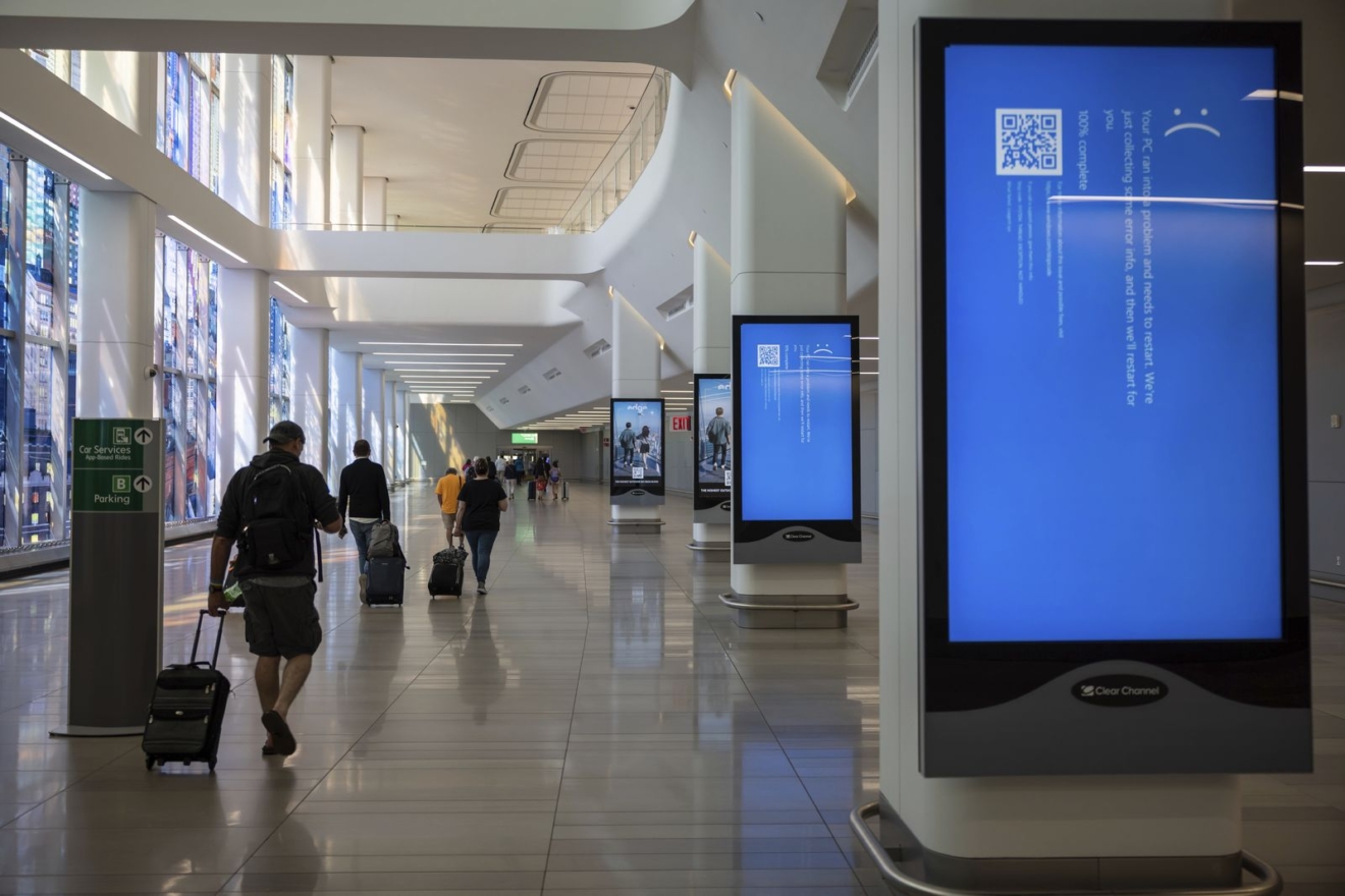 "Μπλε οθόνες θανάτου" στο αεροδρόμιο LaGuardia στη Νέα Υόρκη
